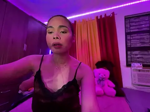 Snapshot of Jamie_Sullivan chatting on February 2025 06:44:01 PM Jamie Sullivan online show from February 2025 06:44:01 PM