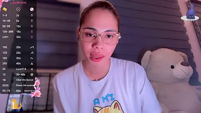 Snapshot of Jamie_Sullivan chatting on October 2025 06:06:02 PM Jamie Sullivan online show from October 2025 06:06:02 PM