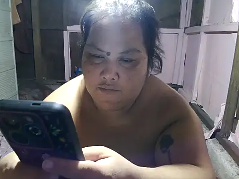 Snapshot of xxbigboootyxx chatting on September 2025 10:27:01 AM xxbigboootyxx online show from September 2025 10:27:01 AM