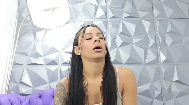 karlyn angels online show from February 2025 05:15:02 PM