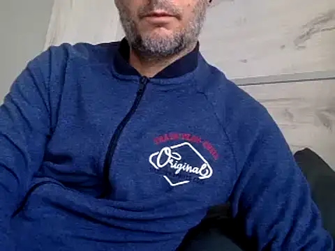 curioushetero online show from December 2024 10:44:02 AM