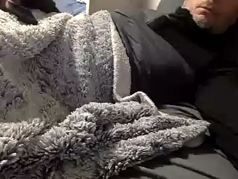 curioushetero online show from January 2025 06:04:01 PM