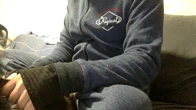 curioushetero online show from January 2025 05:21:01 PM