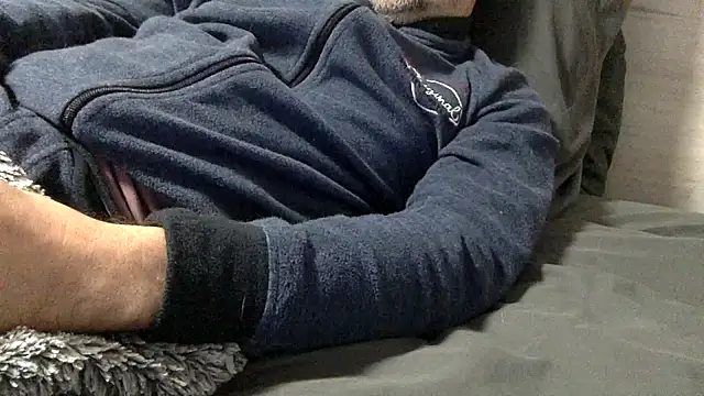 curioushetero online show from February 2025 09:04:02 PM