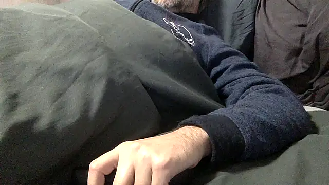 curioushetero online show from February 2025 06:23:02 PM
