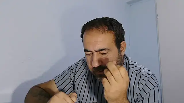 ZYXEL353 online show from November 2025 09:35:01 PM