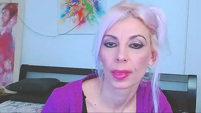 HoneyLara online show from February 2025 02:07:01 AM