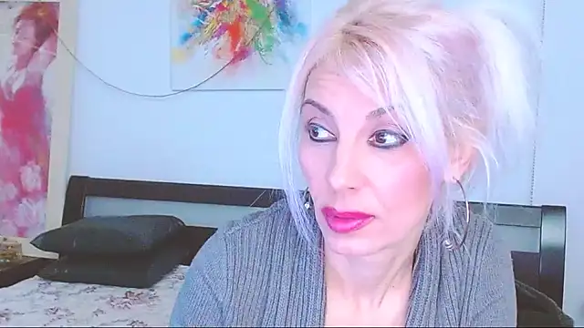 HoneyLara online show from February 2025 07:49:01 PM