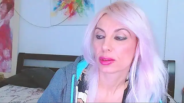 HoneyLara online show from February 2025 03:25:02 AM