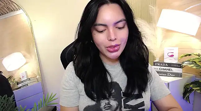 HotstuffCherrySummer online show from January 2025 09:10:02 AM