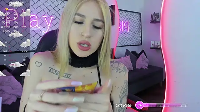 Atenea Klett  online show from December 2024 01:09:02 PM