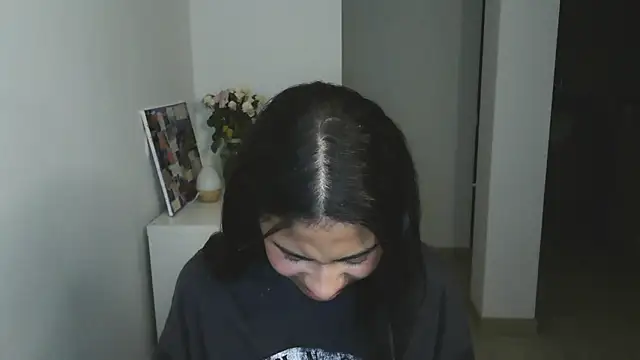 dark enchantress  online show from January 2025 01:21:02 AM