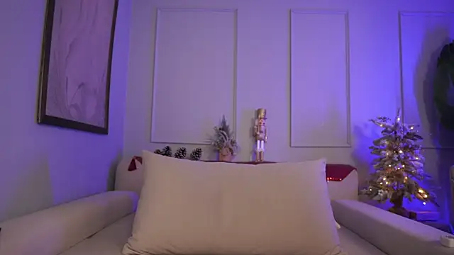 Snapshot of Lauraxx69 chatting on January 2025 10:38:02 AM Lauraxx69 online show from January 2025 10:38:02 AM