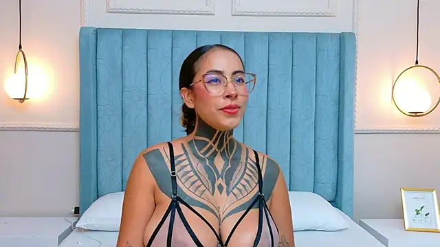 NicoleBlum online show from June 2026 07:31:01 PM