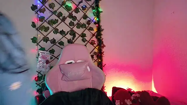 -Camila  online show from April 2026 03:42:02 PM