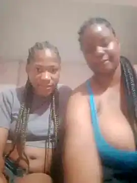 Snapshot of bigtitssxx chatting on September 2025 06:46:02 AM bigtitssxx online show from September 2025 06:46:02 AM