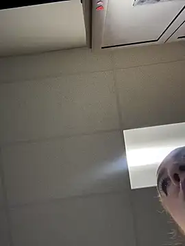 cinnatitties online show from September 2025 04:45:02 PM