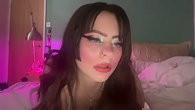 crystalsbaby online show from April 2026 12:22:02 AM