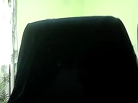 Snapshot of hott_scarlett chatting on January 2025 11:12:01 PM hott scarlett online show from January 2025 11:12:01 PM