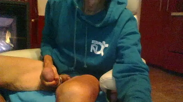 pierre5004 online show from October 2025 05:43:01 PM