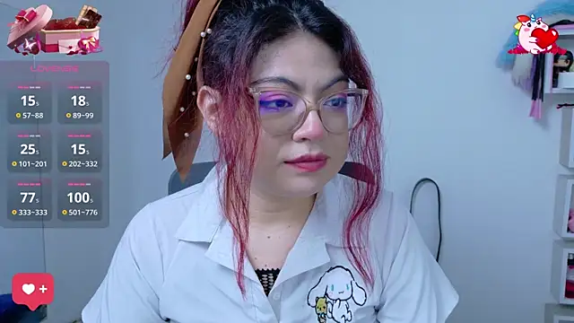 Catwhite  online show from February 2025 12:17:02 PM