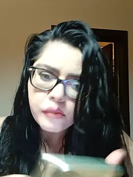 Snapshot of AriaRussell chatting on June 2026 08:46:02 PM AriaRussell online show from June 2026 08:46:02 PM