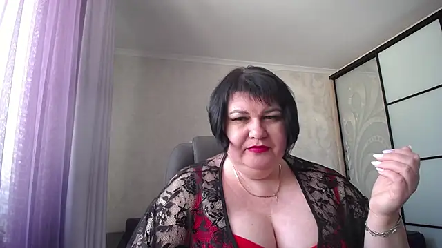 Snapshot of JuicyLady_Di chatting on February 2025 08:49:02 AM JuicyLady Di online show from February 2025 08:49:02 AM