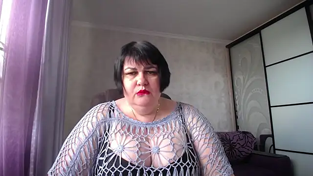 Snapshot of JuicyLady_Di chatting on June 2026 11:09:02 AM JuicyLady Di online show from June 2026 11:09:02 AM