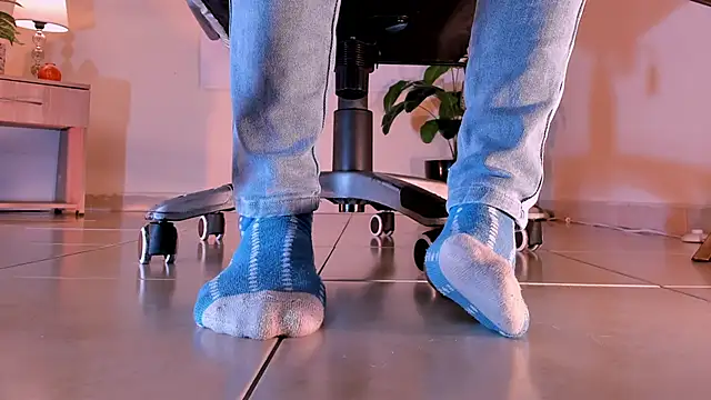 ArchieCollins online show from October 2025 10:22:02 PM