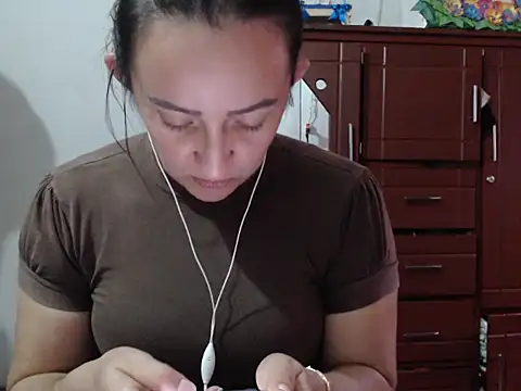 DeepAnal07 online show from October 2025 09:23:01 PM