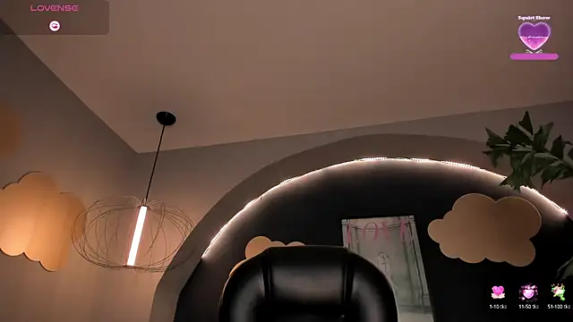 Snapshot of MartinnaBonnet chatting on March 2025 02:40:01 PM MartinnaBonnet online show from March 2025 02:40:01 PM