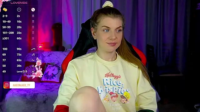 Snapshot of Just_alice chatting on December 2024 01:53:02 PM Just alice online show from December 2024 01:53:02 PM