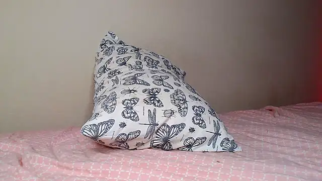 Snapshot of Just_alice chatting on October 2025 05:42:01 PM Just alice online show from October 2025 05:42:01 PM