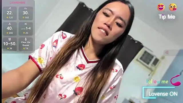 Emma Jones88 online show from October 2025 05:10:01 PM