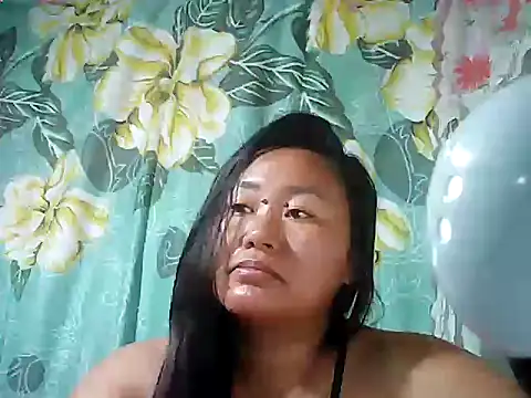 Sexyhorney4u online show from October 2025 09:34:02 PM