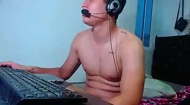 PhoenixGnz online show from March 2025 05:02:02 PM