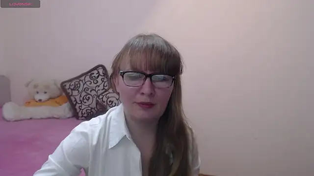 MargotLot online show from March 2025 05:25:01 AM