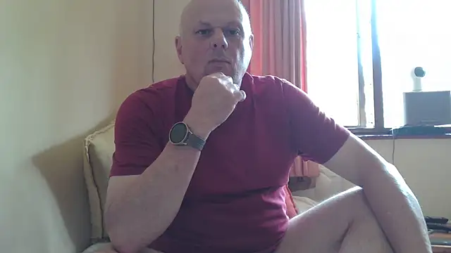 Snapshot of DaddyCumBumZA chatting on December 2025 09:03:01 AM DaddyCumBumZA online show from December 2025 09:03:01 AM