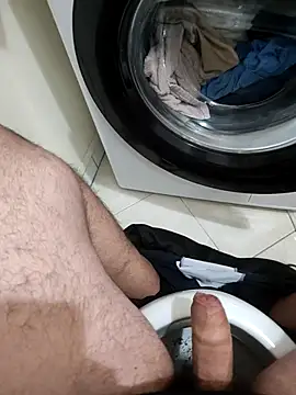 alex899927 online show from February 2026 03:28:01 PM