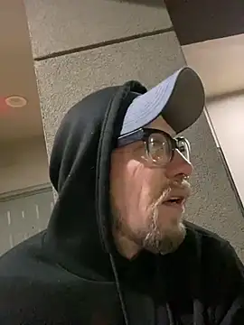 Snapshot of Tomas_Zaddy chatting on December 2024 09:40:02 AM Tomas Zaddy online show from December 2024 09:40:02 AM