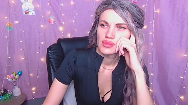 MilaLoona online show from April 2026 06:07:02 AM