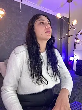 dayra angels online show from January 2026 09:06:02 PM