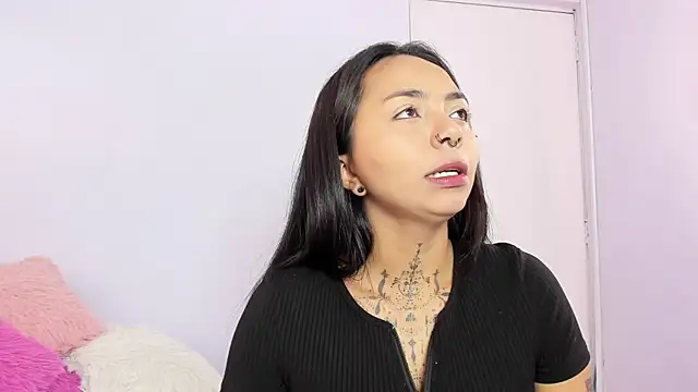 Snapshot of miss_soffi_ chatting on September 2025 12:21:02 PM miss soffi online show from September 2025 12:21:02 PM