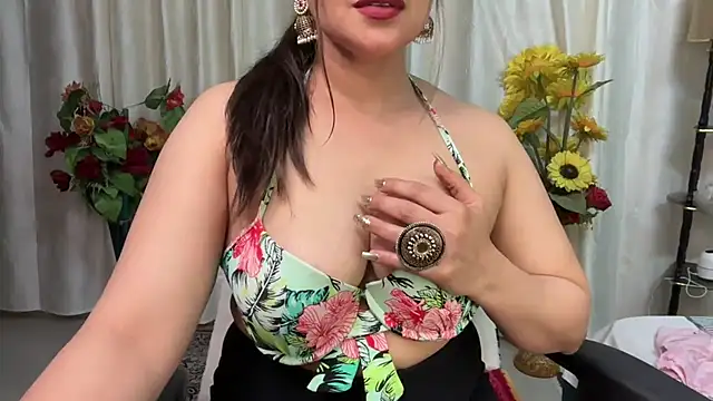 mahimagicdoll DESI online show from February 2025 06:48:02 PM