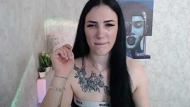 MisssShy  online show from October 2025 03:25:01 AM