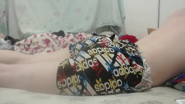 Kittywhiteass online show from March 2025 08:18:01 AM