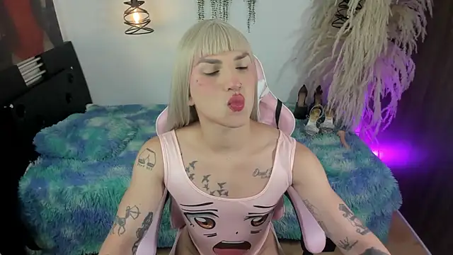 queenramoona-hot online show from June 2026 11:54:02 PM