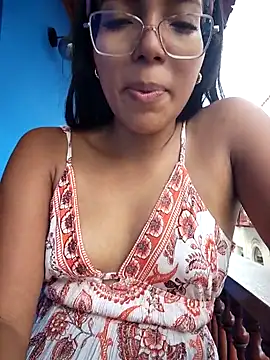 Snapshot of SheenaBrooke chatting on March 2025 10:16:02 PM SheenaBrooke online show from March 2025 10:16:02 PM