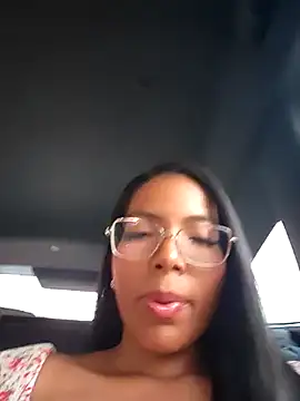 Snapshot of SheenaBrooke chatting on March 2025 08:51:01 PM SheenaBrooke online show from March 2025 08:51:01 PM