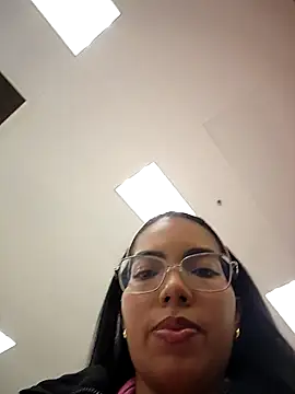 Snapshot of SheenaBrooke chatting on September 2025 08:46:01 PM SheenaBrooke online show from September 2025 08:46:01 PM